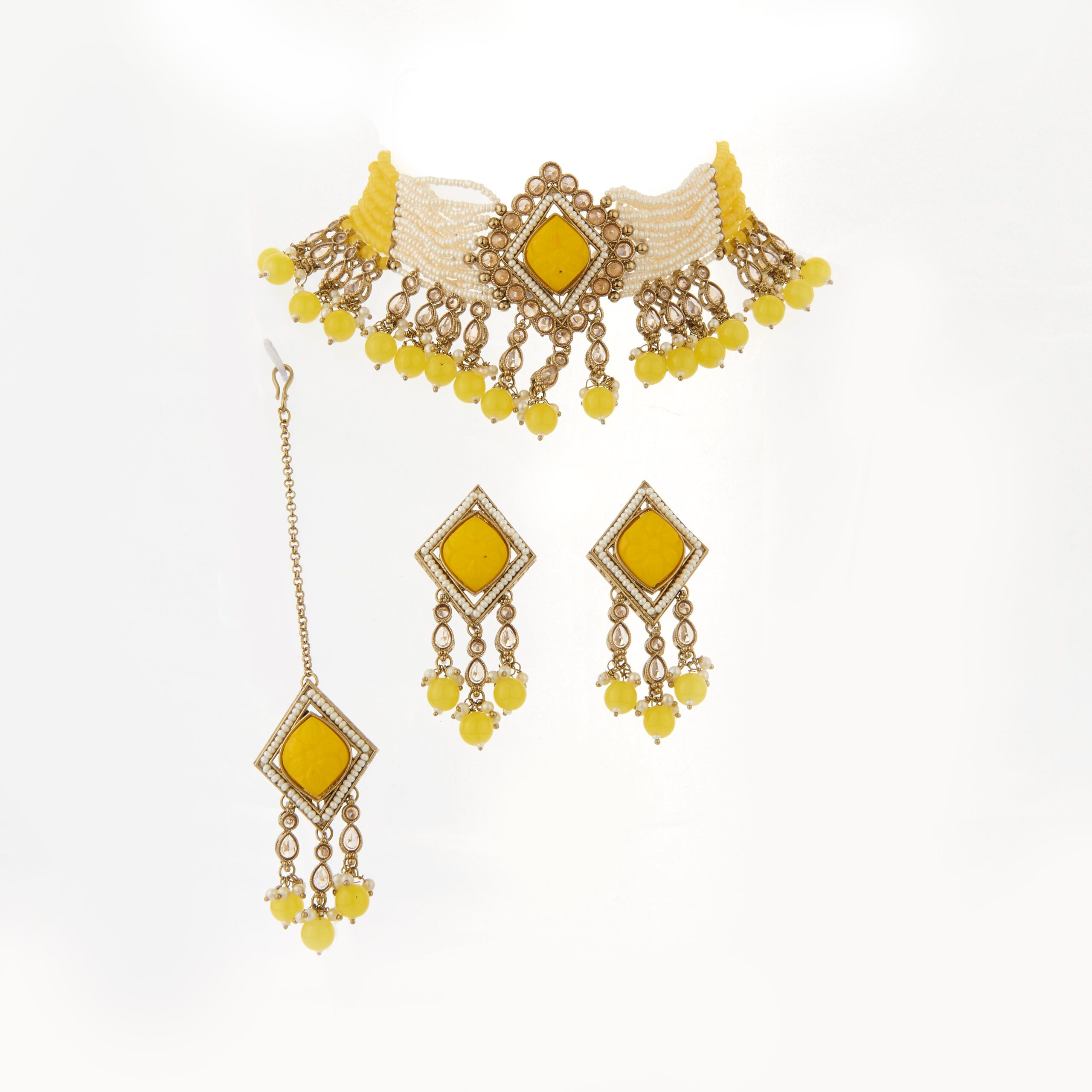 Stone Kundan Beaded Choker Necklace Set with Earrings and Maang Tikka